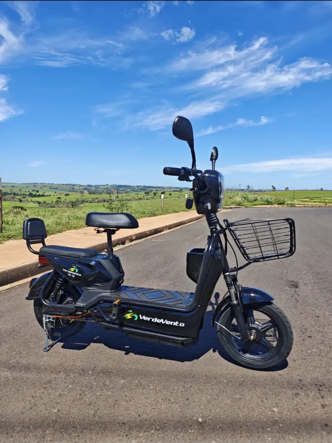 Moto Elétrico Com Bateria 60V